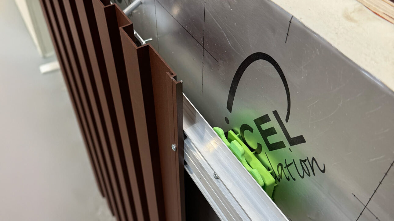 cladix op rgl8 aluminium draagstructuur